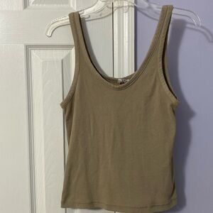 Ribbed tank crop top
